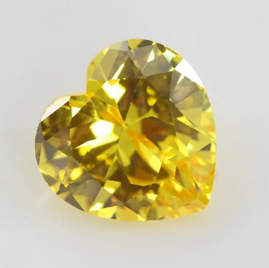 China Loose Gemstone Peridot Yellow Cubic Zirconia Stone Heart Shape 